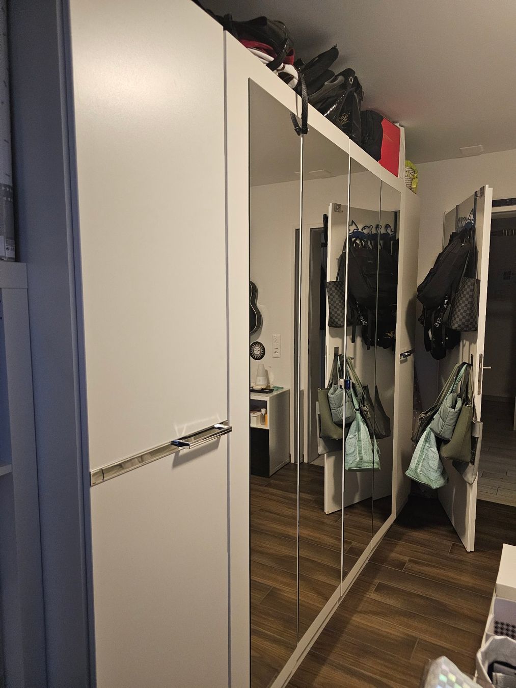 Conforama Schränke: 6 Türen Schrank – Gebraucht aus Altwis von Gibson12 1