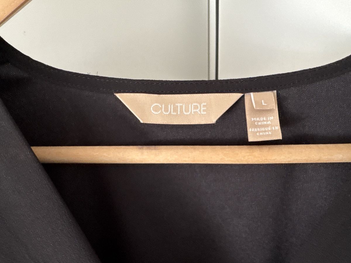 Vestiti: Kleid schwarz, Culture, Gr. L – Usato da Bonstetten venduto da Tscat 1