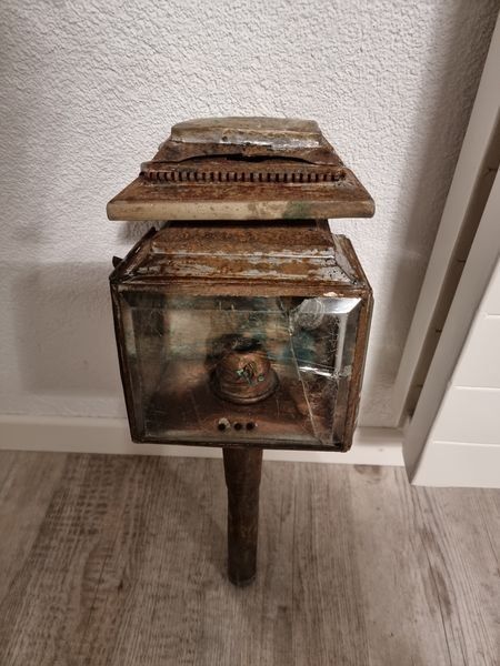 Lampade: Antike  Einheitslampe Kutschenlaterne – Usato da Niederuzwil venduto da Jamy3 1
