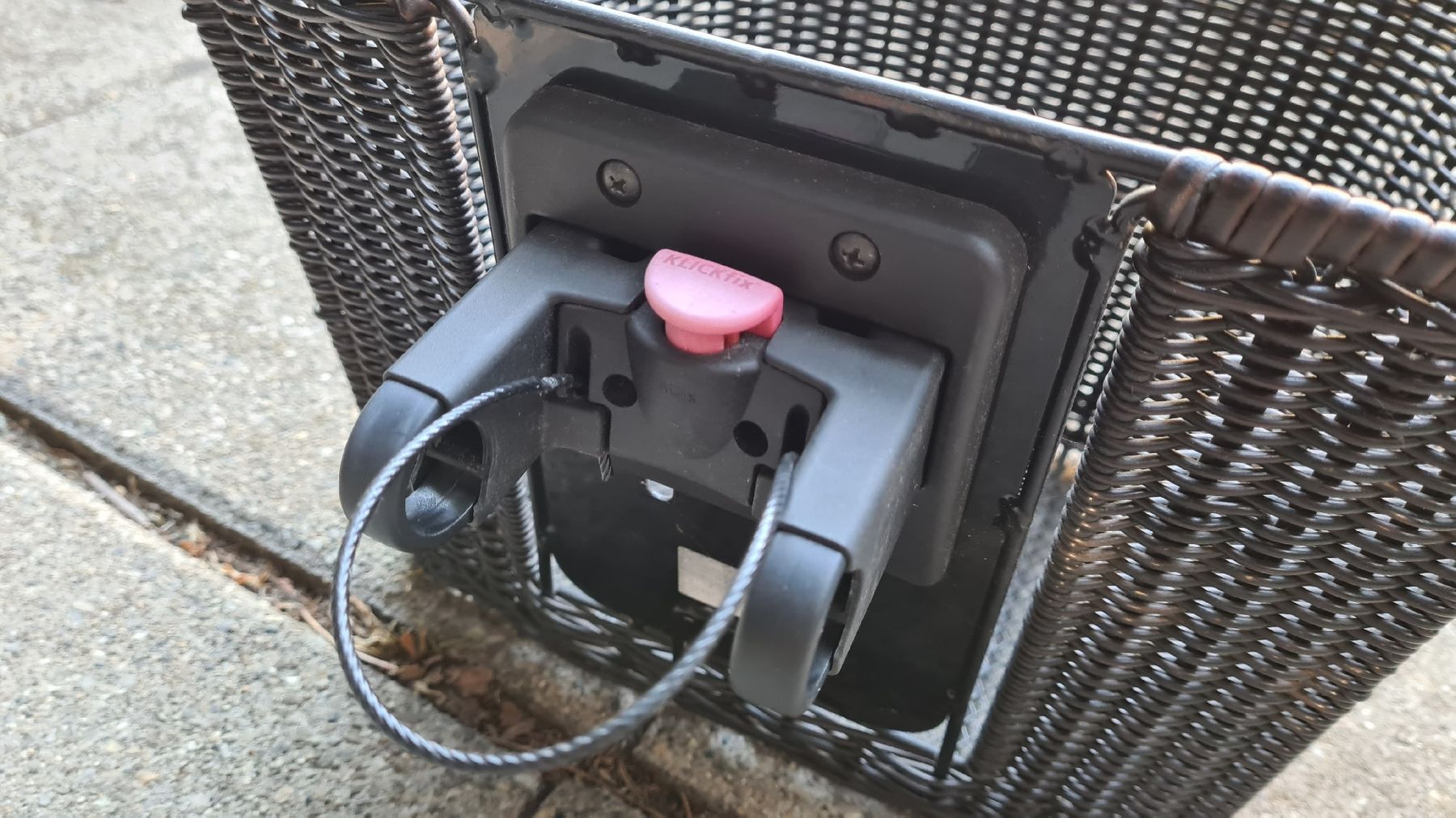 Pezzi di ricambio: Fahrradkorb Klickfix Flechtoptik mit Halterung – Usato da Emmenbrücke venduto da Eichhoefli 3