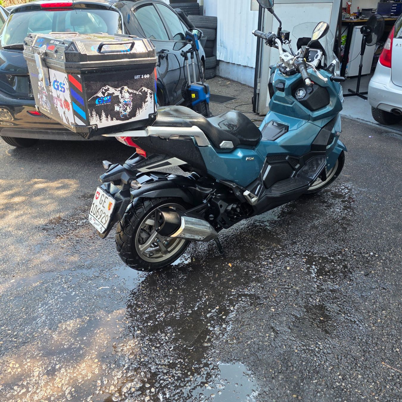 Sym Scooters: Sym ADX 2023 2000km – Gebraucht aus Genève von berishacarouge 2