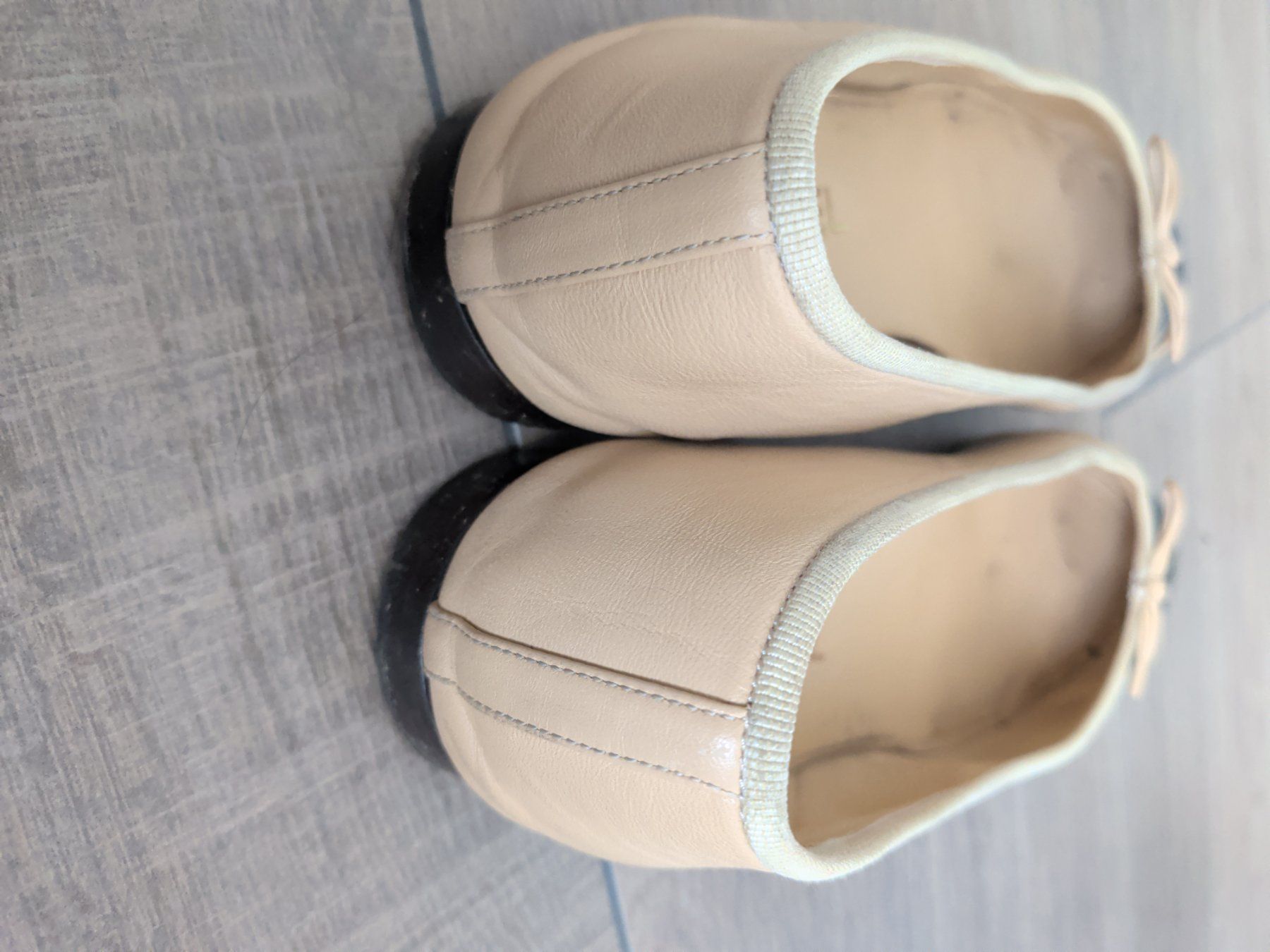 Chanel Scarpe da donna: Chanel Cambon Leather Ballet Flats – Usato da Morges venduto da dhi_y2qk 7