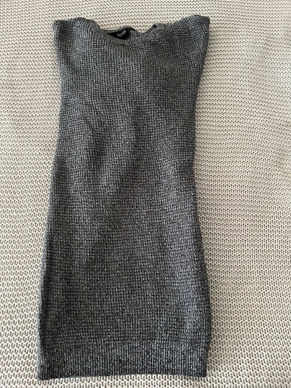 Pullover & Sweatshirts: Pullover – Gebraucht aus Zürich von Yvo619 1
