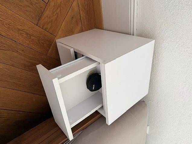 Nachttische: 2 Nachttische 30x30x40  – Gebraucht aus Bern von Valtian