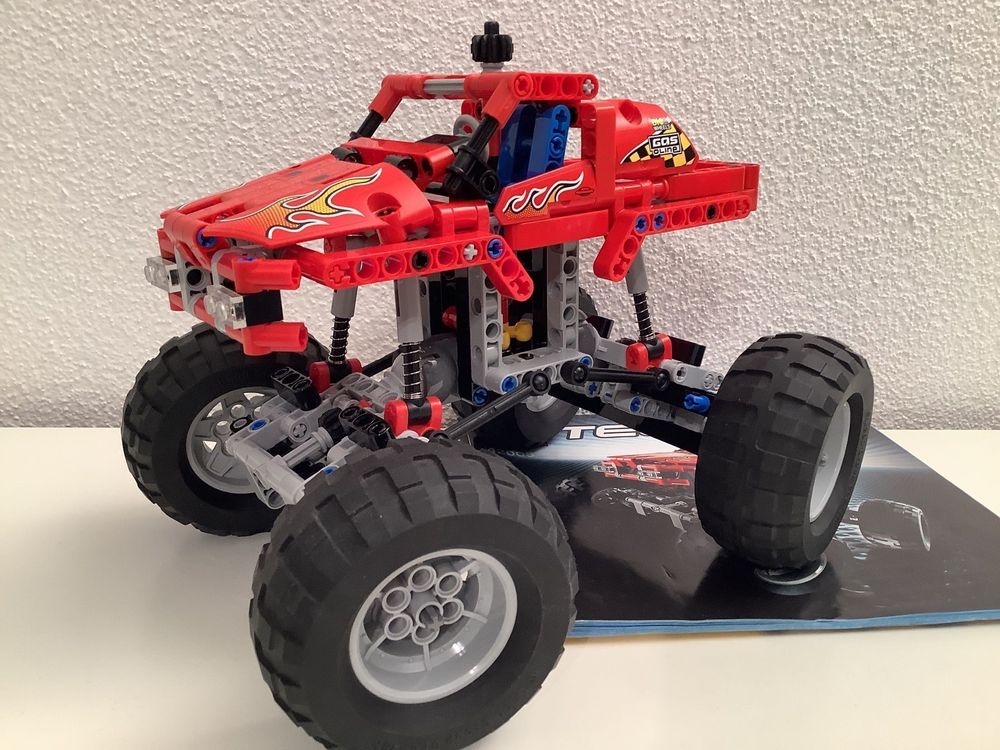 LEGO Set 42005-1 Monster Truck (2013 Technic)