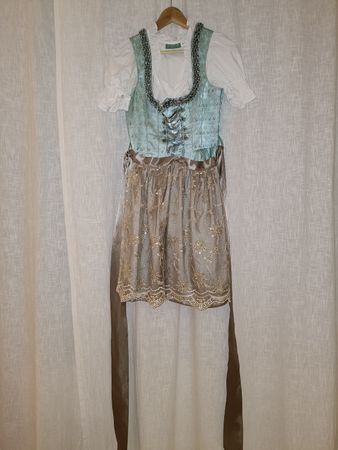 Dirndl Country Line