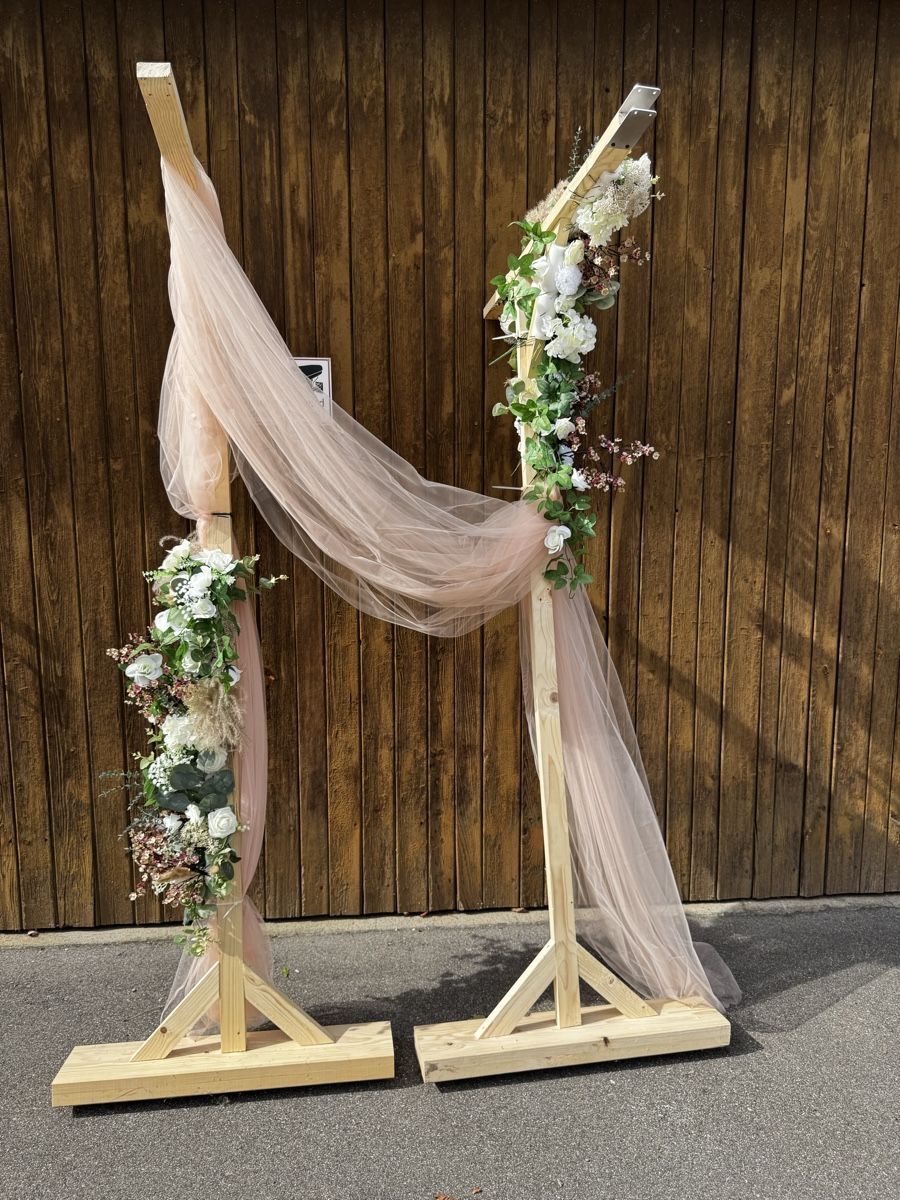 Tutte le decorazioni: Traubogen – Usato da Flaach venduto da DewTrich 3