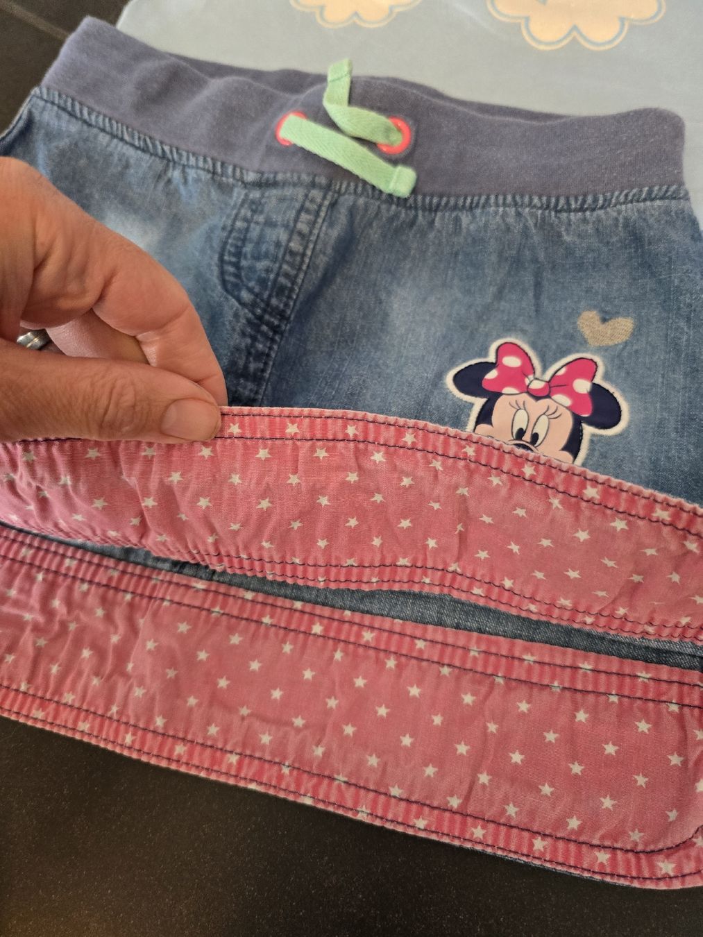 Lotti & Set di vestiti: Kleiderset Sommer Minnie Mouse gr.116 – Usato da Unterentfelden venduto da Panda-87 1
