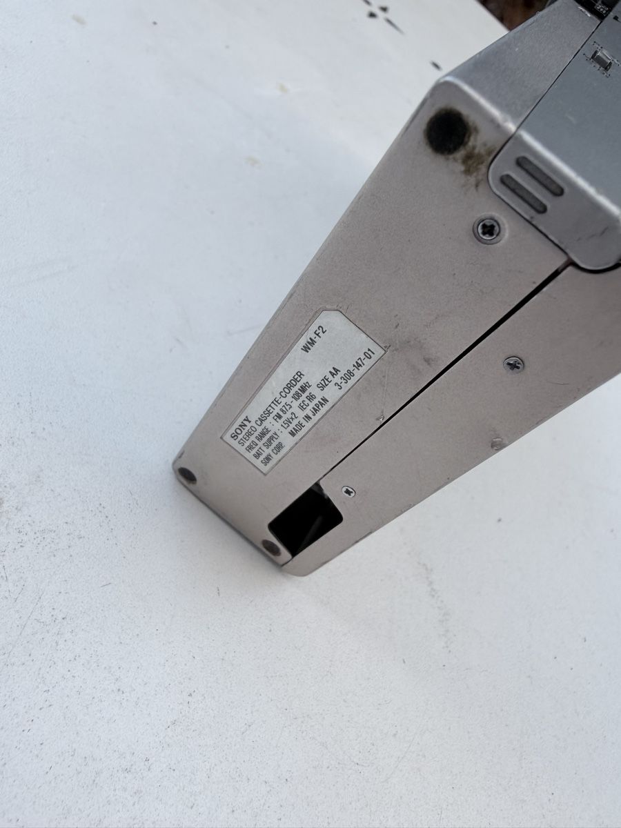 Sony Tragbarer Mediaplayer: SONY WM-F2 Walkman  – Defekt aus Zürich von semi16 2
