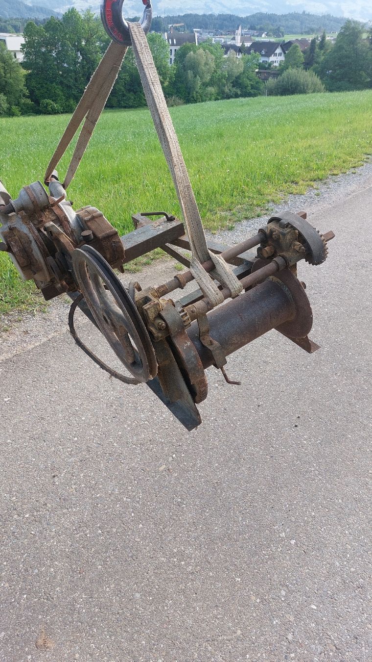 Altro per stoccaggio & trasporto: Alte Seilwinde Museum Traktor Oldtimer Einachser – Difettoso da Eschenbach venduto da BaetziG 2