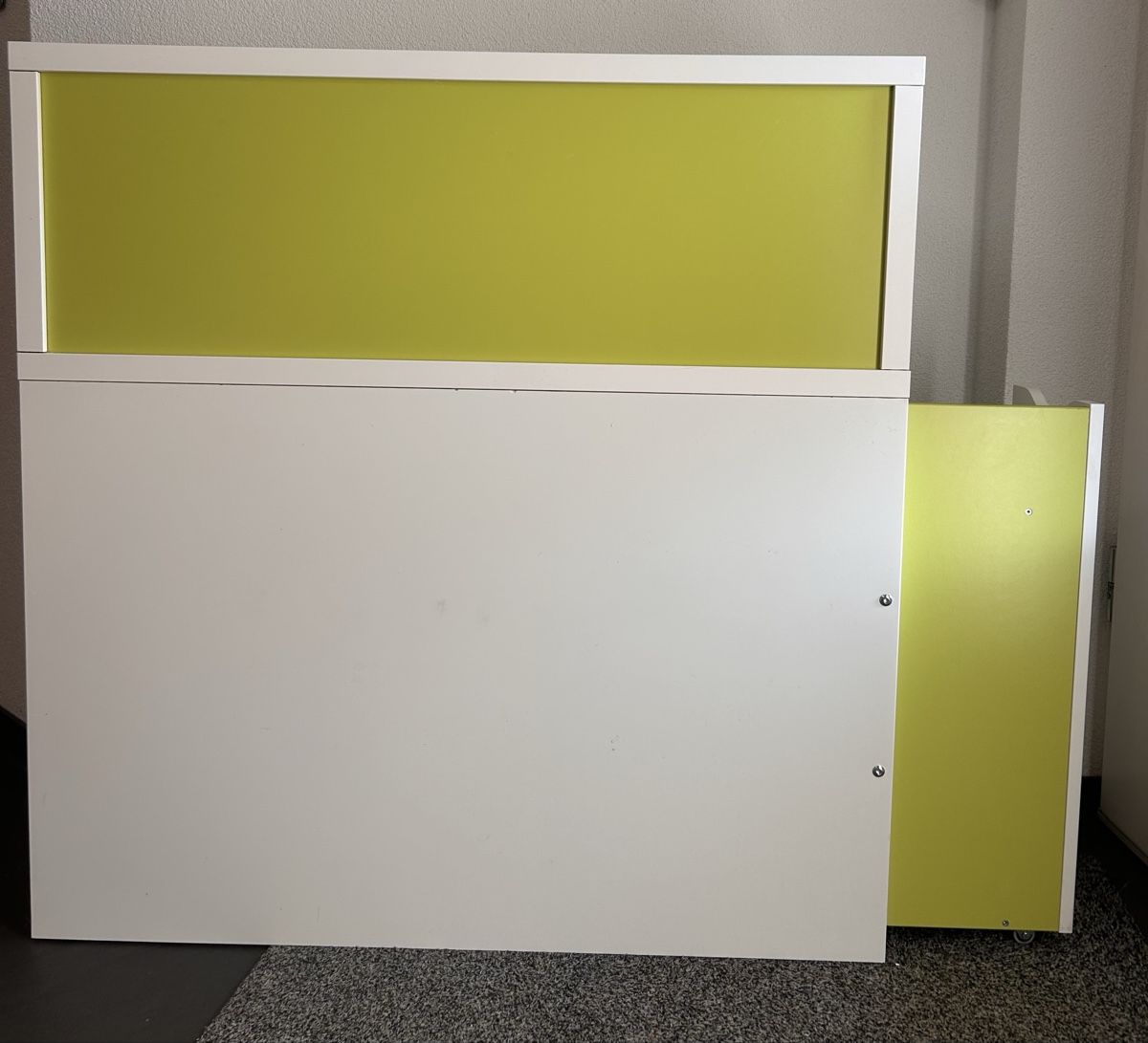 Comodini: FLAXA Kopfteil von IKEA – Usato da Oberengstringen venduto da rag_6fdh 1