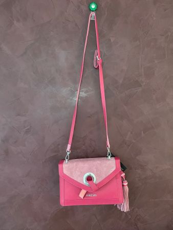 Marc Cain Die elegante Schultertasche