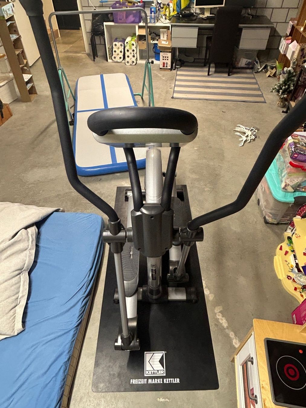 Kettler Hometrainer: Verkaufe einen Kettler Crosstrainer – Gebraucht aus Konolfingen von Chiste 2