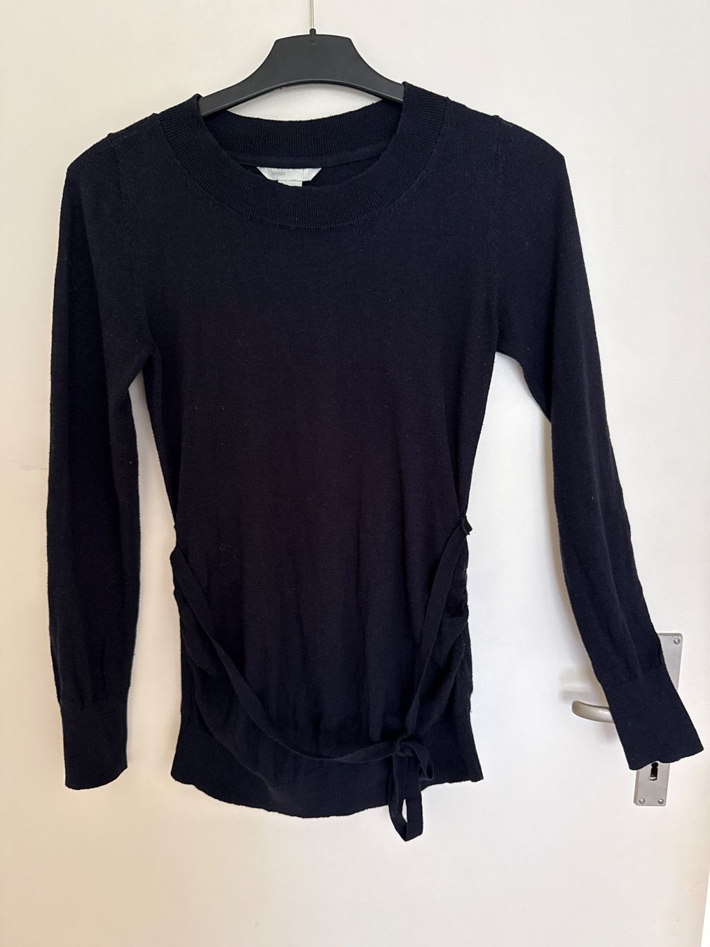 H&M Pulls & Sweat-shirts: H&M Jumper MAMA S – D'occasion à Horgen par linuxrp