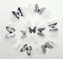 Lot de 18 papillons 3D noir/blanc