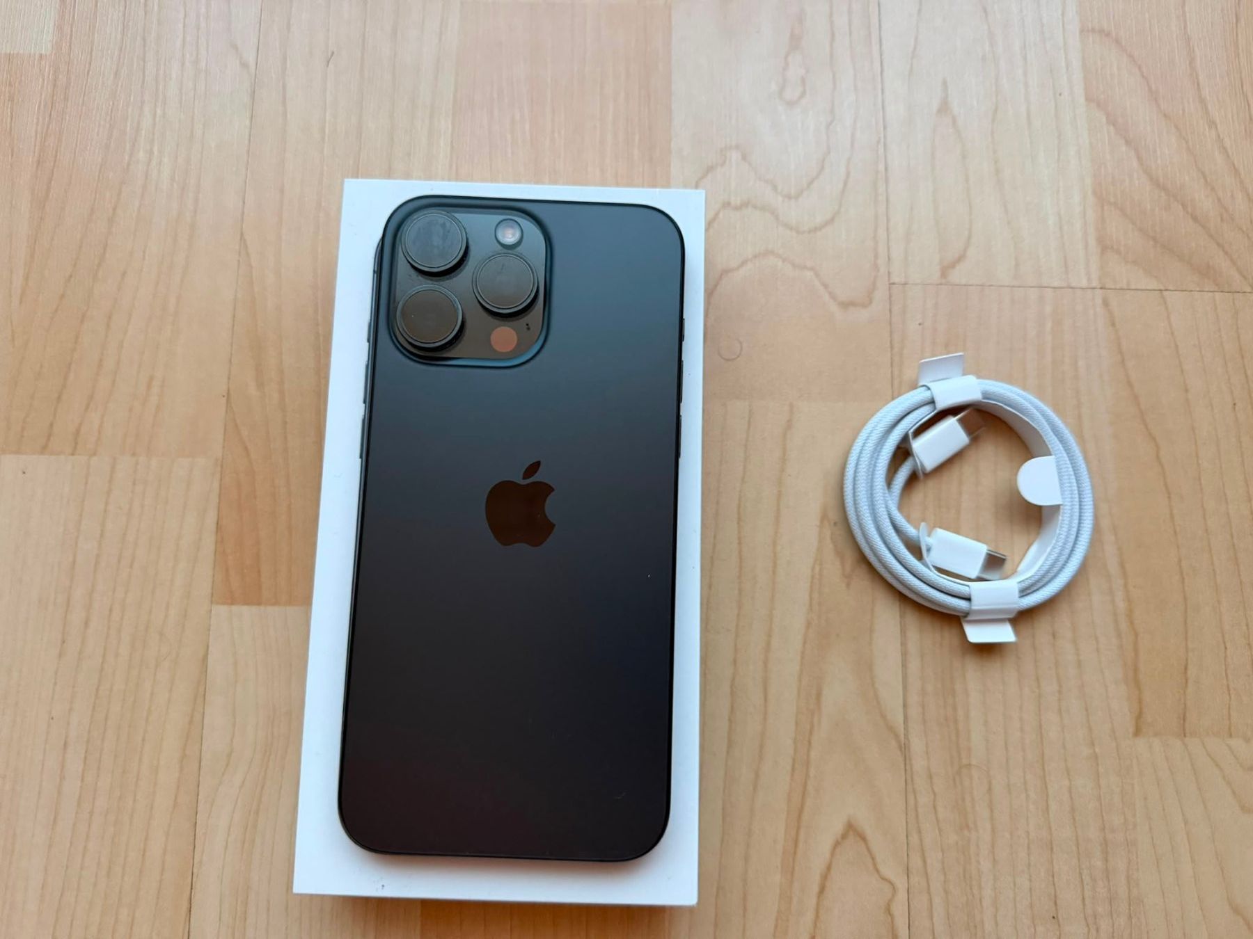 Apple Handys / Smartphones: Apple iPhone 15 Pro Max 512 GB, Black Titanium – Gebraucht aus Oberrüti von Veba-Trade 2