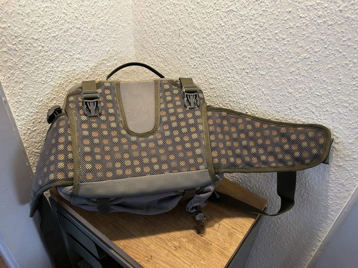 Canne da pesca: SIMMS GÜRTELTASCHE & WATTKESCHER – Usato da Bottmingen venduto da Surubi 1