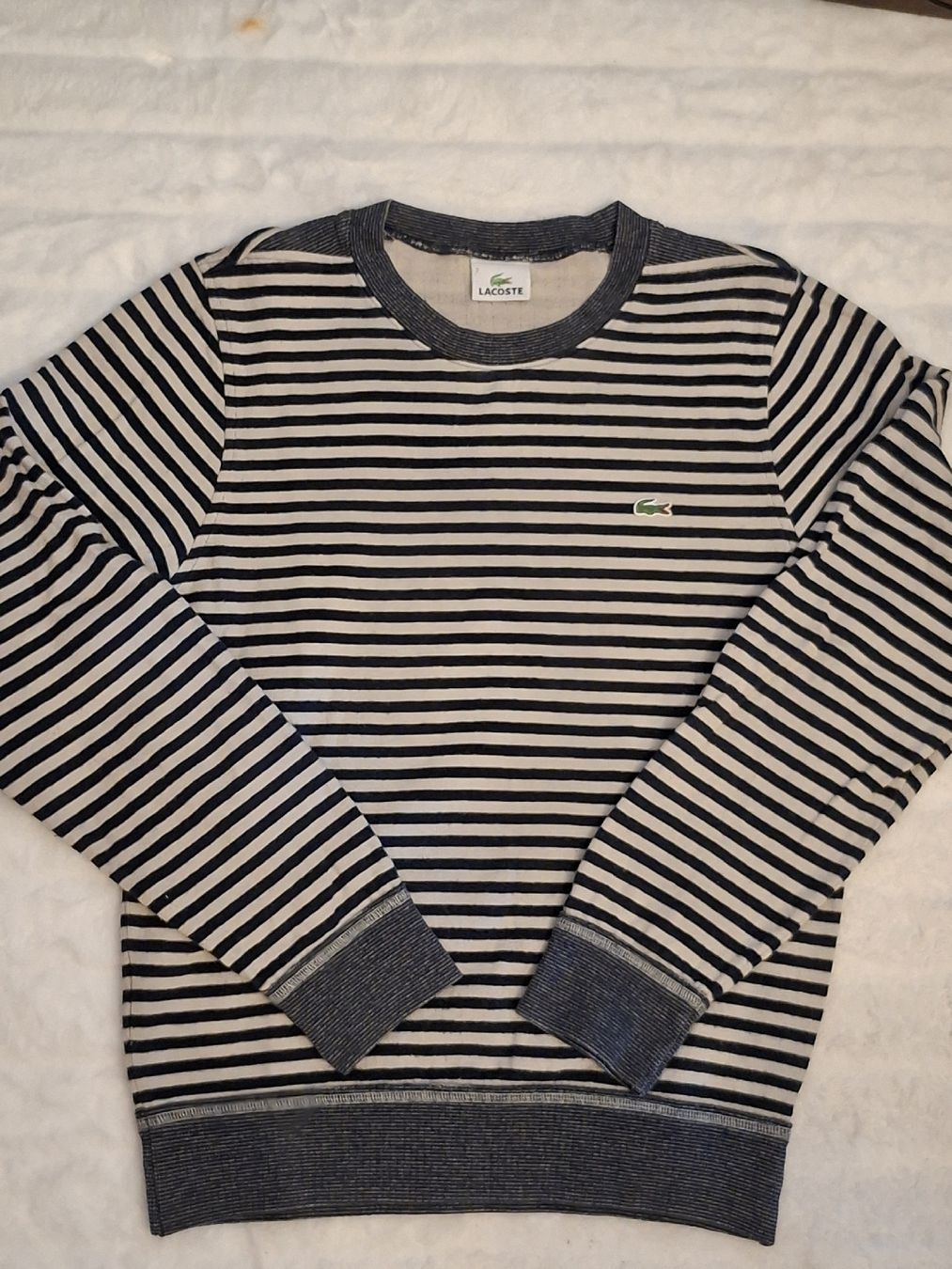 Lacoste Pullover & Sweatshirts: Pull Lacoste rayé, taille xs – Gebraucht aus Renens VD von ser_j2fn 1