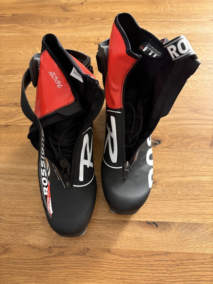 Rossignol Herrenschuhe: Rossignol X-IUM WC Skate Gr. 43.5 – Gebraucht aus Haldenstein von Janos.Lottenbach 2