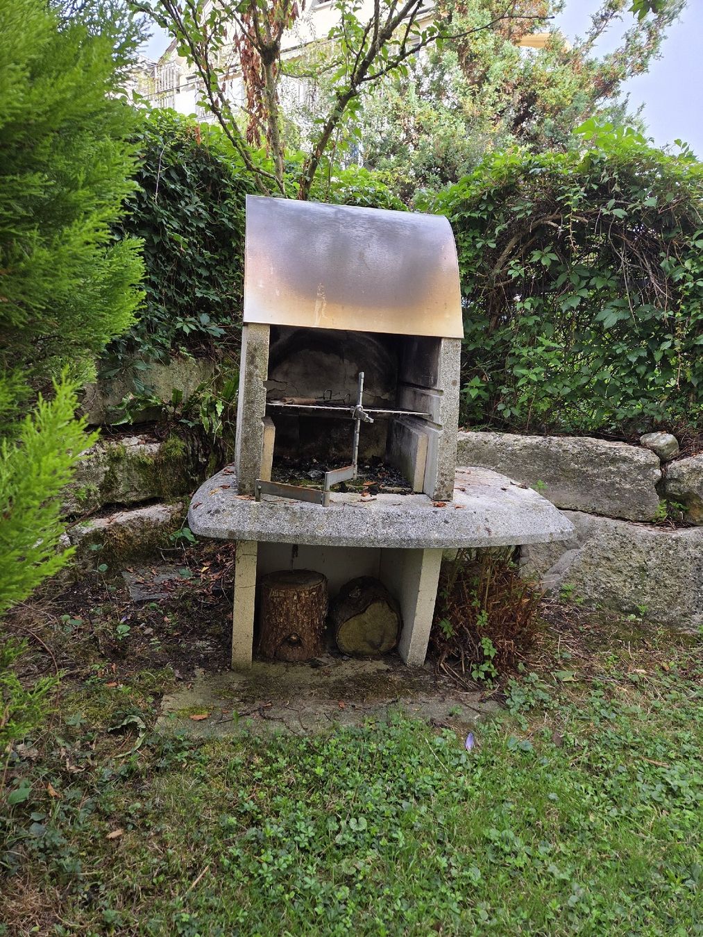 Grils: Garten Chemiee Grill  – D'occasion à Oberrieden par Naklesu71