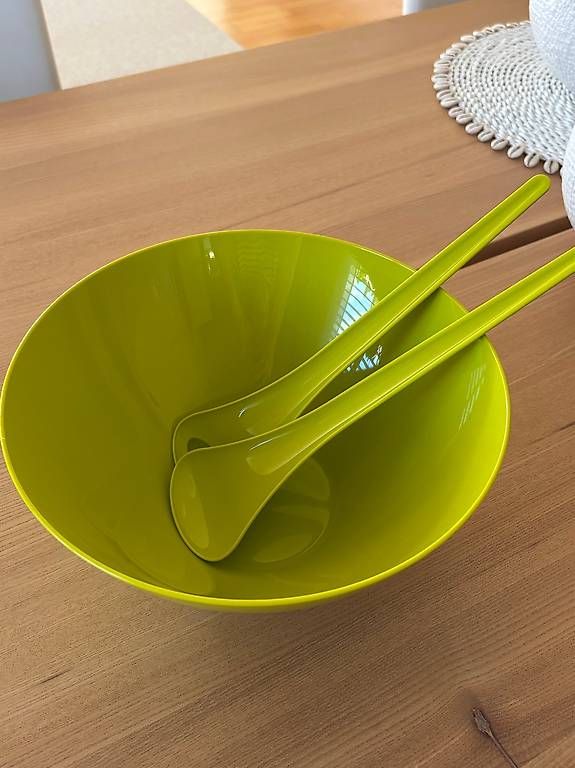 Koziol Schalen: Salatschüssel mit Besteck Marke Koziol – Gebraucht aus Bülach von marspi 1