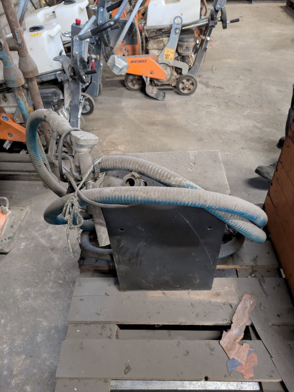 Sonstiges zum Sammeln & Seltenes: Zapfsäule elektrisch – Gebraucht aus Flamatt von WeibelAG 1