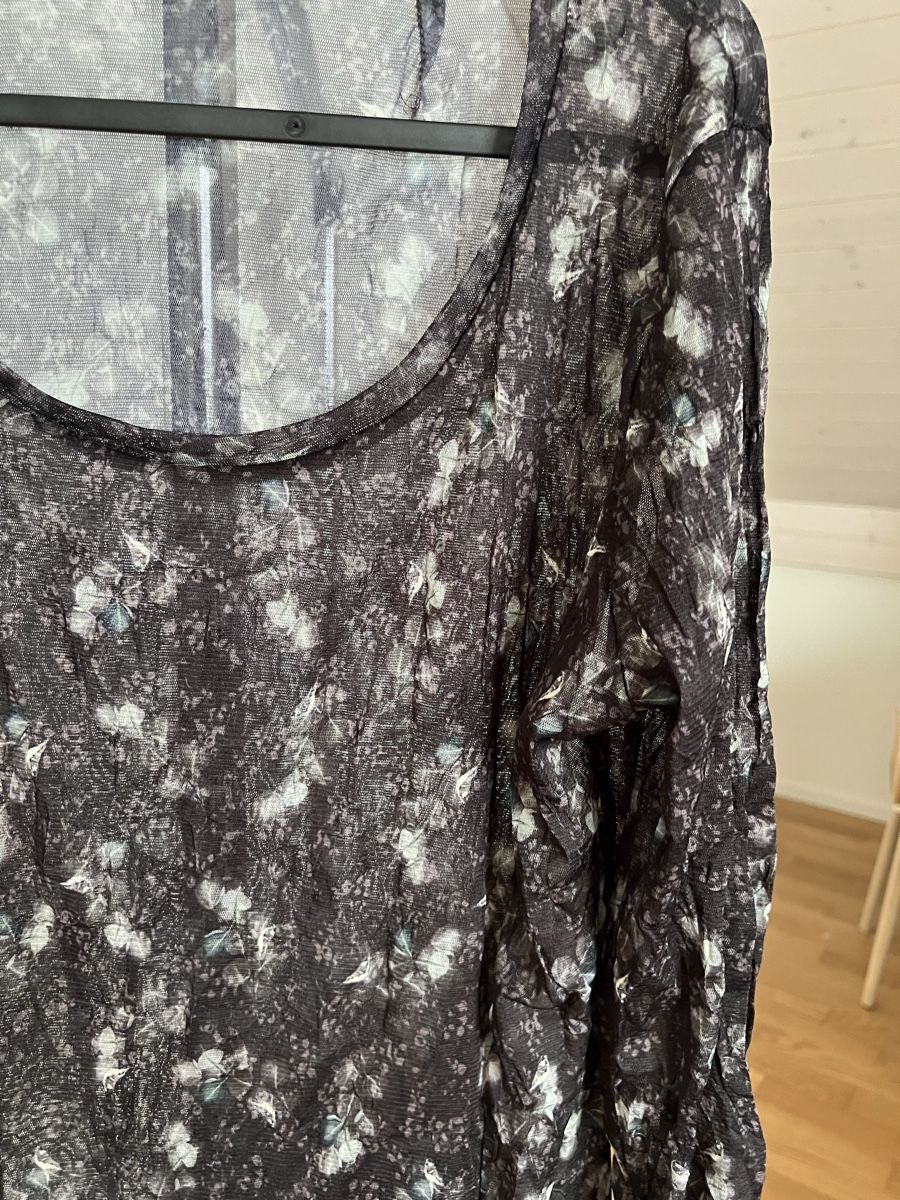 Camicette: Zeitlos by Luana, Bluse, Gr. m schwarz-weiss gemustert – Usato da Langenthal venduto da ivet7 3