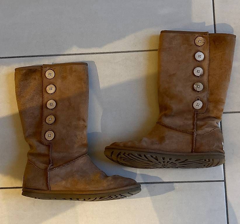 Scarpe da donna: UGG Stiefel  – Usato da Zürich venduto da Aless23