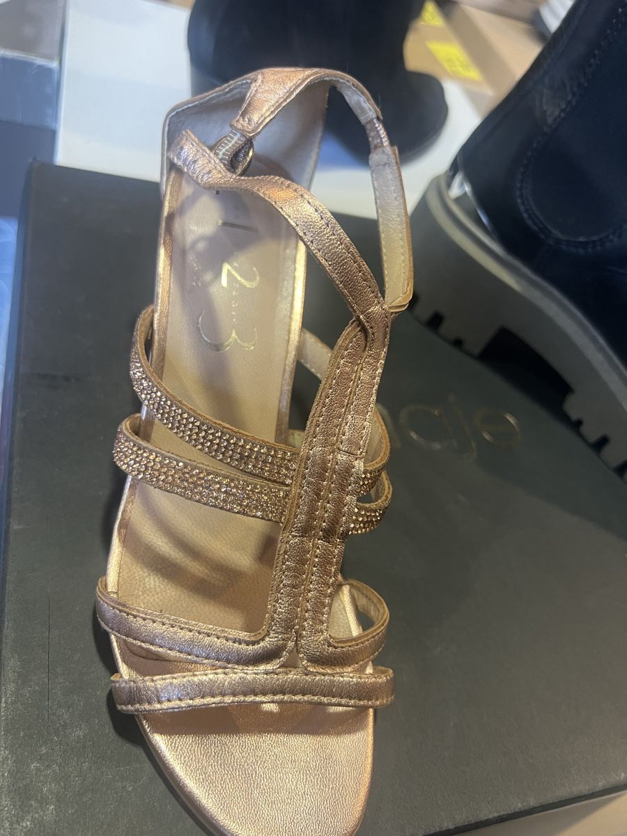 Scarpe da donna: Escarpins cuir t 37 marque maison123 – Nuovo (secondo la descrizione) da Lugnorre venduto da cla_j6bq 3