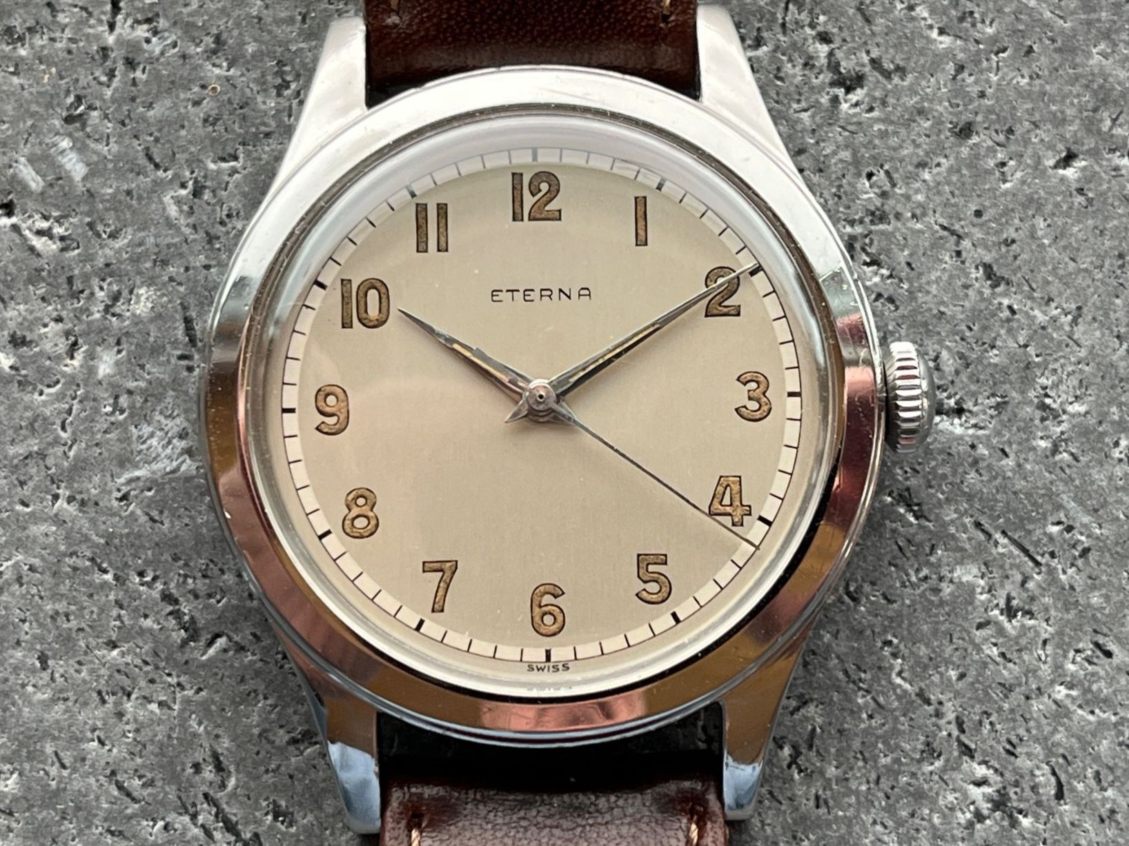Eterna Uhren: ETERNA JUMBO HANDAUFZUG KALIBER 852 – Gebraucht aus Beinwil am See von watchfever 1
