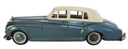alter, grosser Blech Rolls Royce