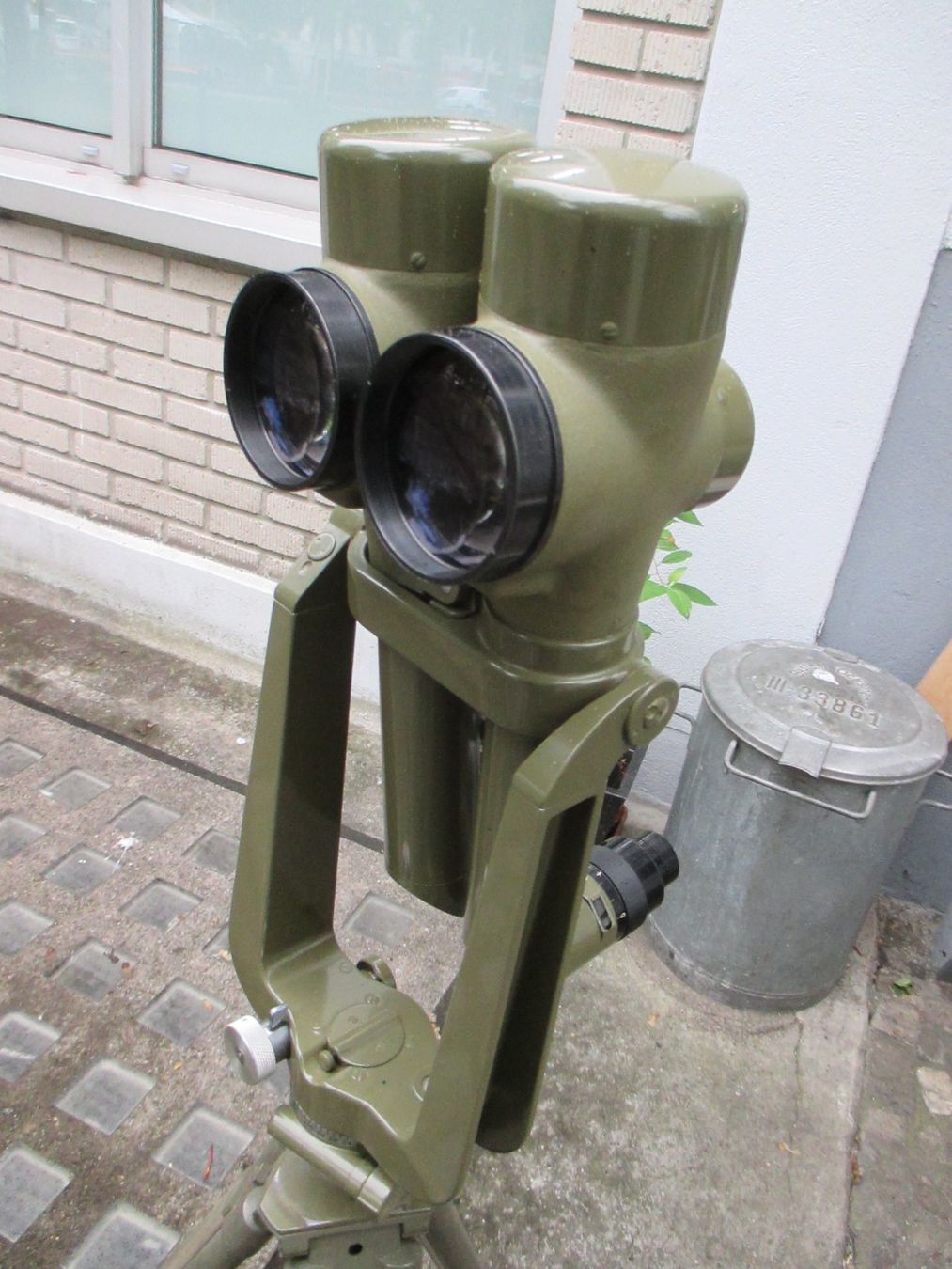 Schweizer Armee Feldstecher: Kern Grabenfernrohr 12x72 mit Stativ. – Gebraucht aus zürich von Haluk1 6