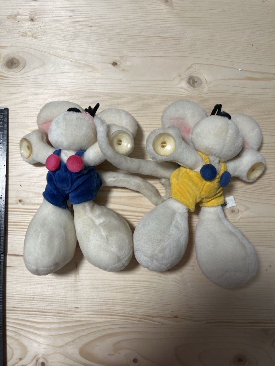 Spielzeuge: Diddle ca 20cm 2 Stück mit Saugnäpfen  – Gebraucht aus Derendingen von Carbon10