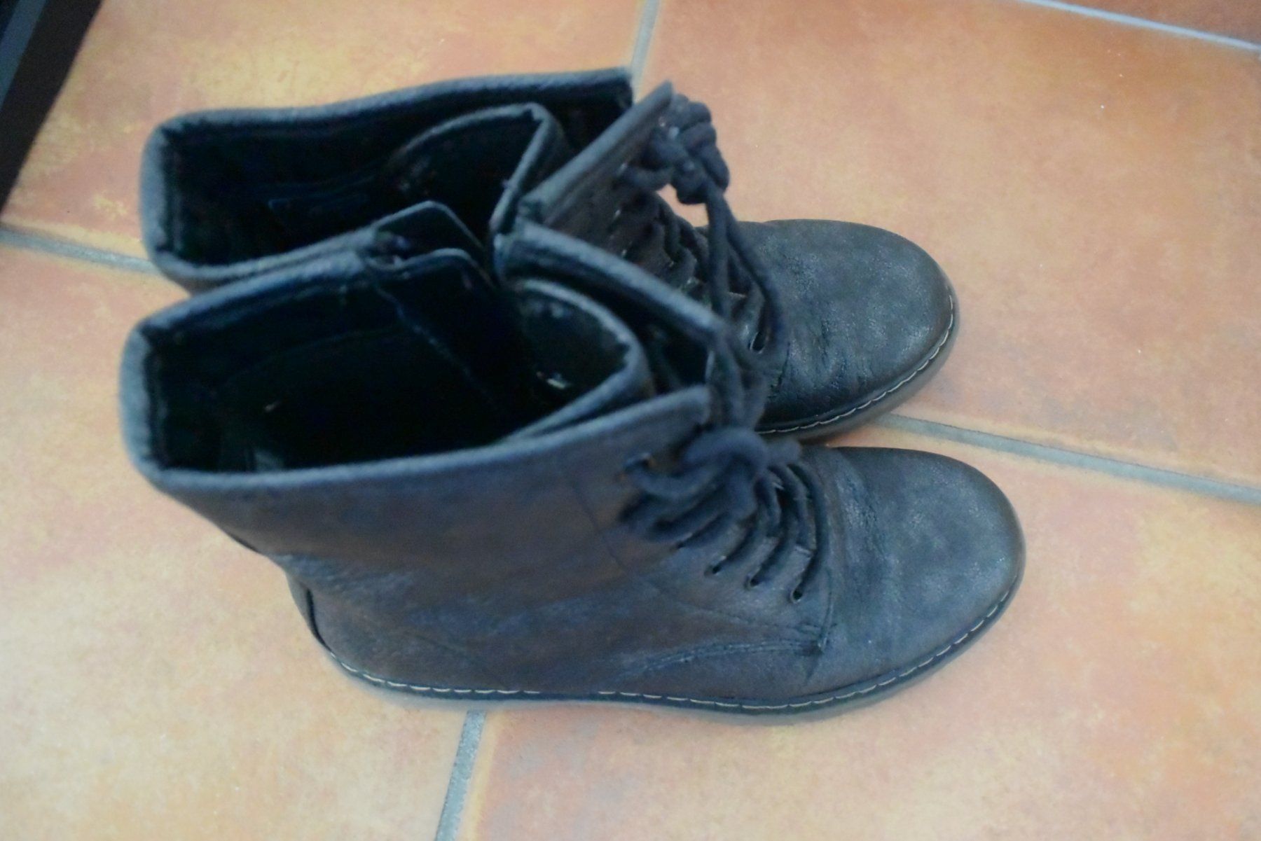 Graceland Scarpe per ragazze: Elegante Stiefeletten Greceland Gr. 34 – Usato da Densbüren venduto da TutaLarsen 1