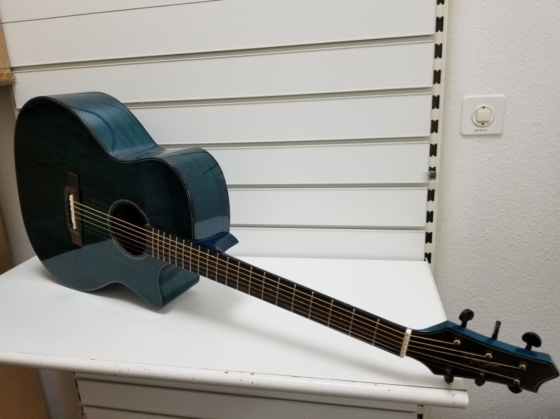 Musikinstrumente: Akustisch gitarre M-D10S BL, Neuwertig – Neu (gemäss Beschreibung) aus Glattbrugg von Swissmusik