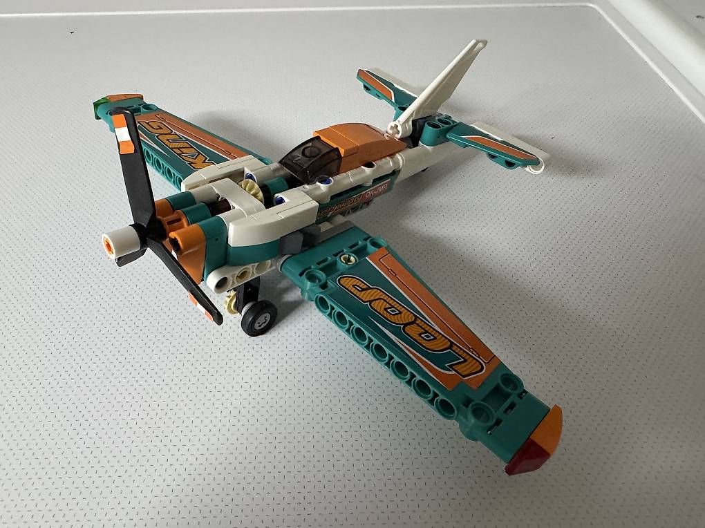 Lego Kit di costruzioni: LEGO TECHNIC SET 42117 RENNFLUGZEUG – Usato da Zunzgen venduto da Viper79 1