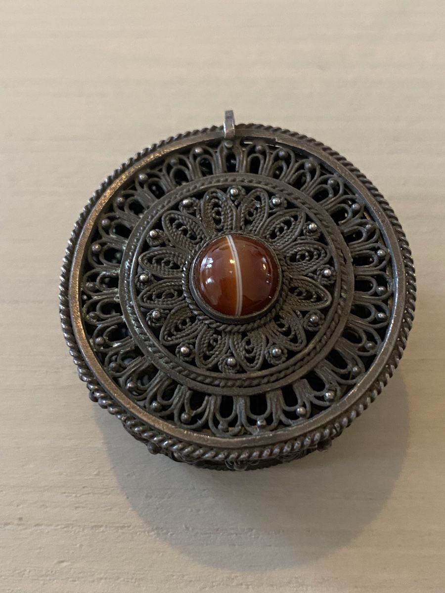 Tutte le decorazioni: Vintage filigranes Schmuckkästchen – Usato da Birr venduto da Vintage-Liebhaber