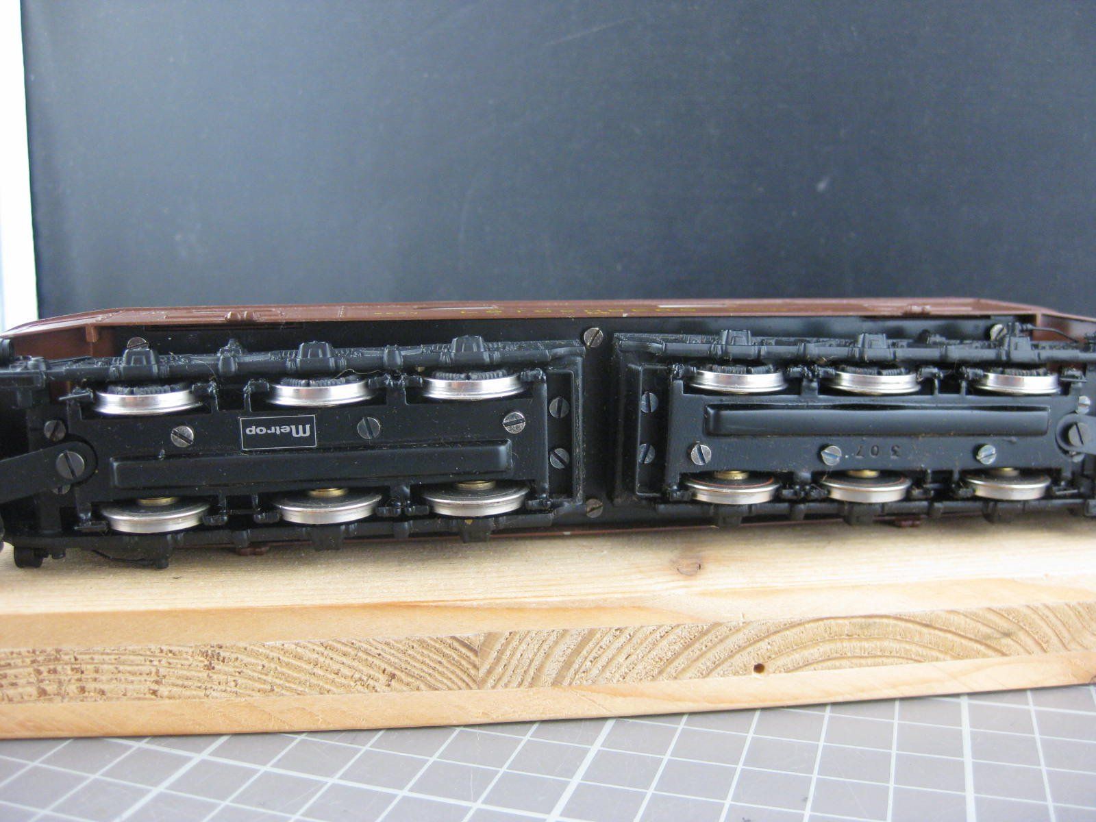 Metropolitan Modellini di ferrovie: Metrop BLS Ae 6/8 205 – Usato da Malters venduto da Marosko 7