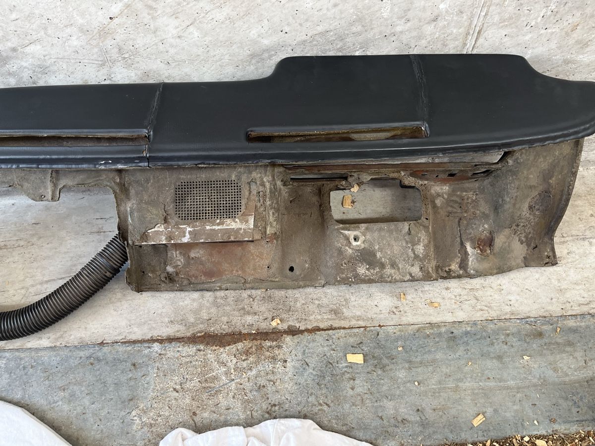 Opel Tutti pezzi di ricambio auto: Armaturenbrett Opel Manta A – Usato da Gundetswil venduto da Jz125 3