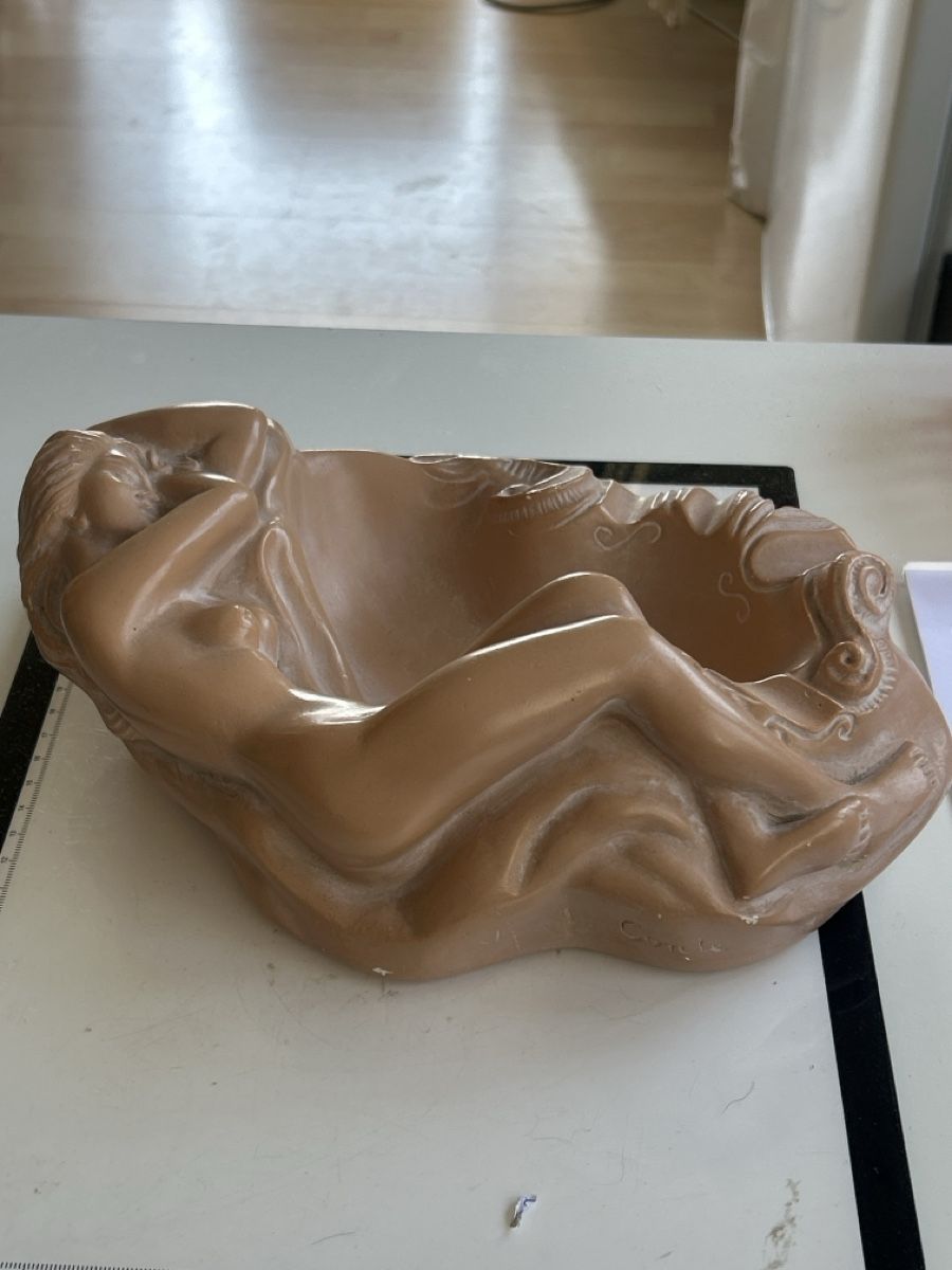 Tutte le decorazioni: Dekorative Schale Figur Dame (I12) – Usato da Neuenhof venduto da bro_9zsg 1