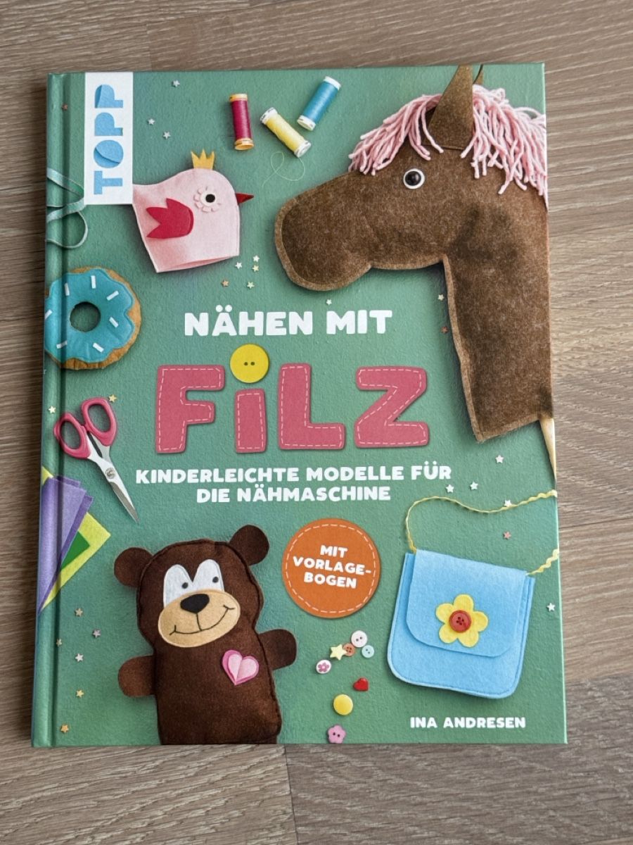 Libri: Nähbuch "Nähen mit Filz" – Nuovo (secondo la descrizione) da Birmensdorf ZH venduto da Orion999
