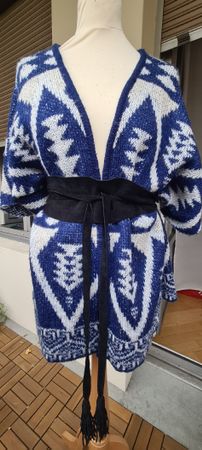 Pancho taille unique couleur bleu marine, blanc et écru