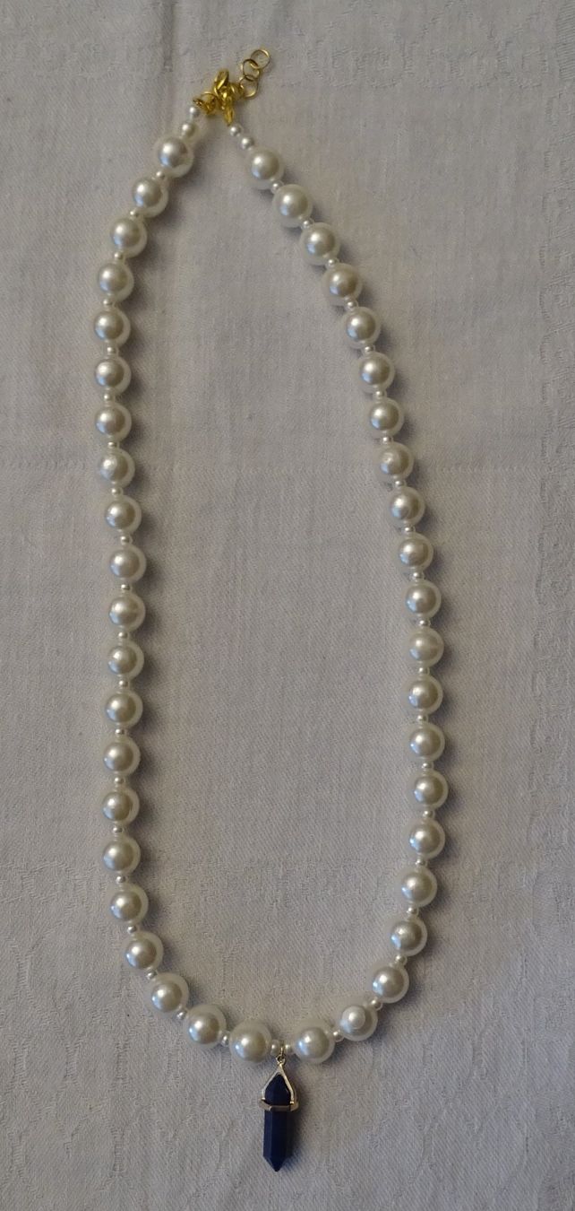 Catenine: ***TOP*** Perlenkette Weiss mit Blau-Kristall***TOP*** – Nuovo (secondo la descrizione) da Zofingen venduto da Felix459