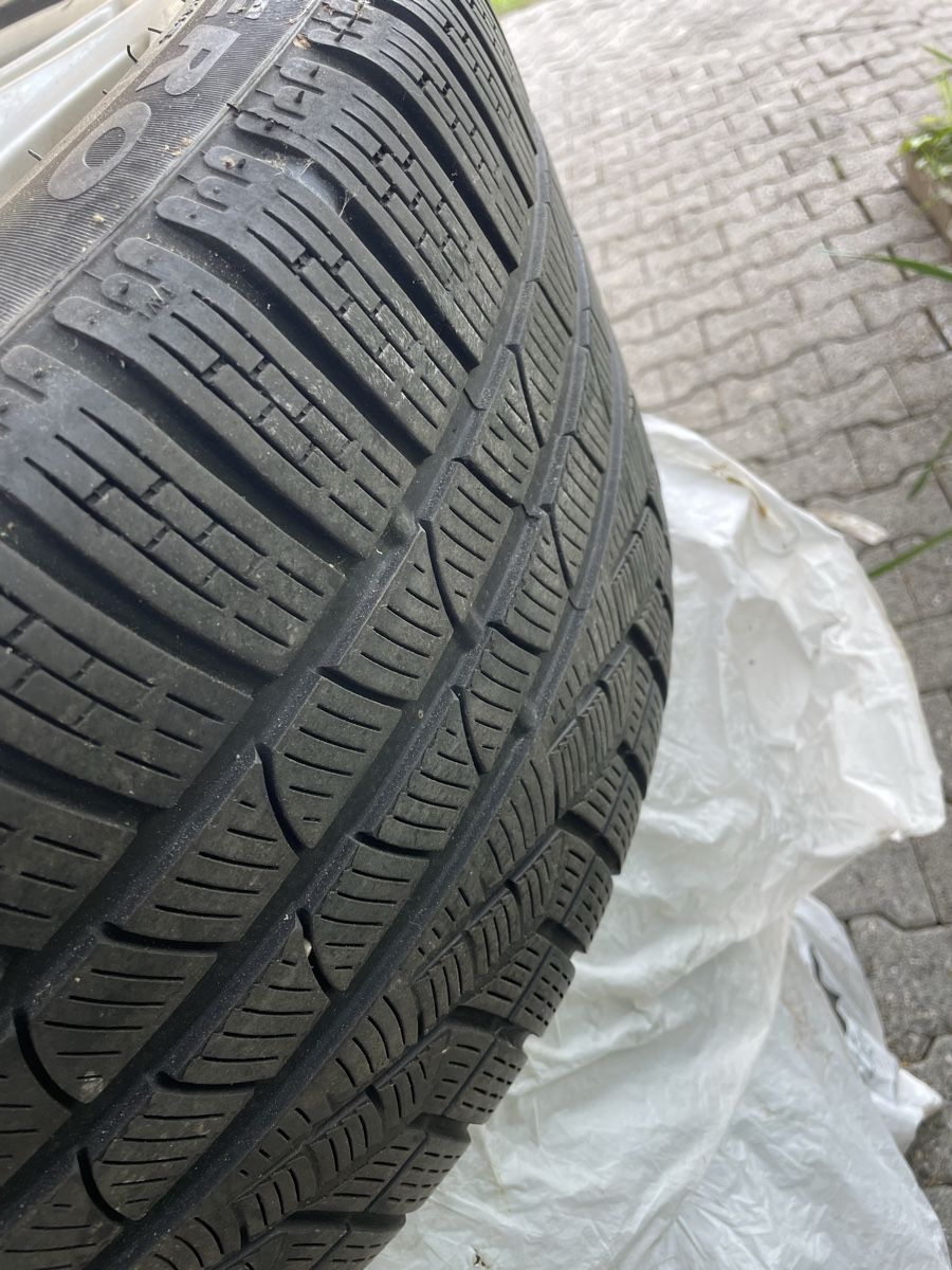 Porsche Pneus & Roues: Roues Porsche Panamera turbo  – D'occasion à Bouveret par jou_5vyy 1