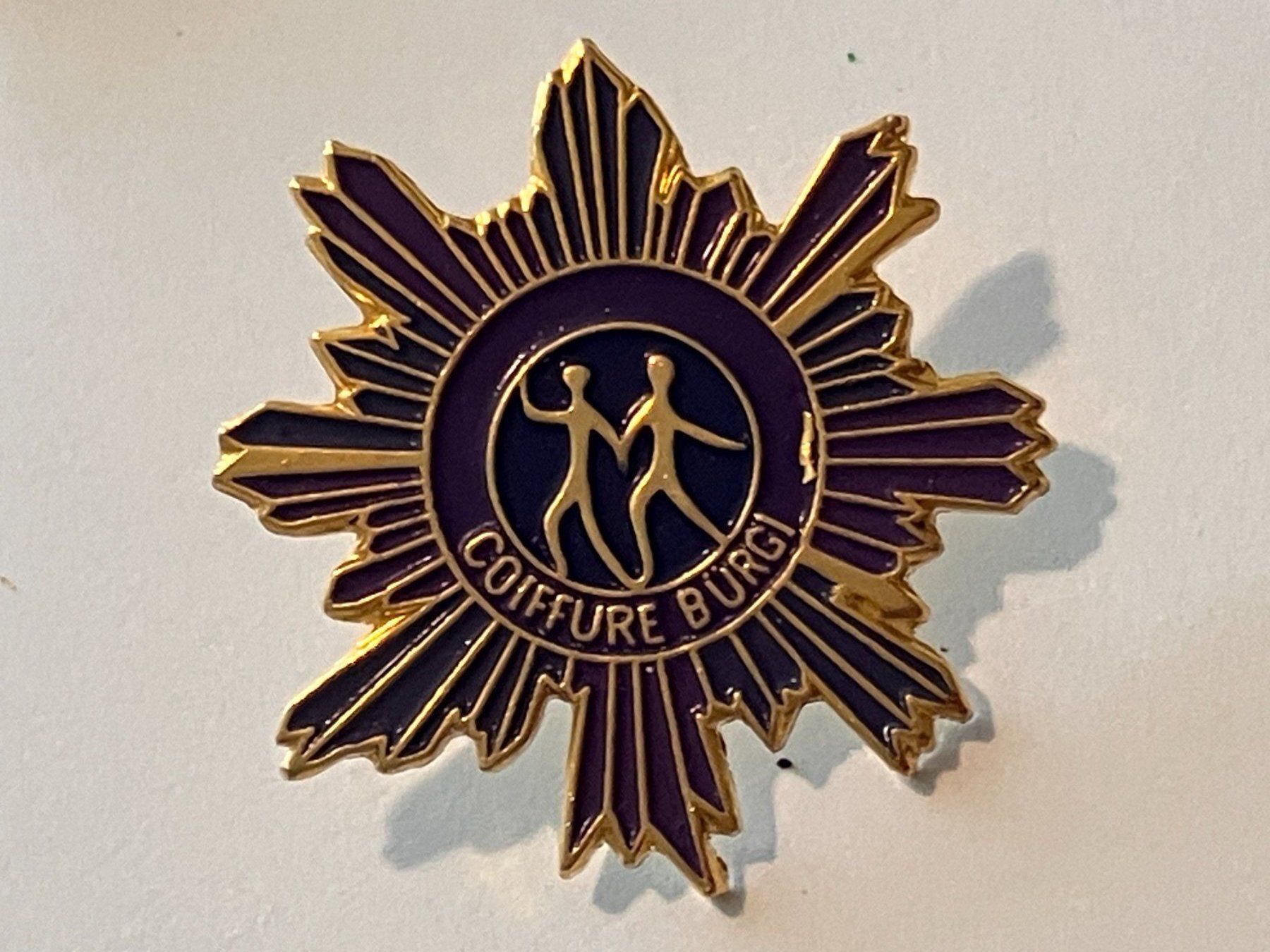 Placchette & Badge: 1 Pin Coiffure Bürgi – Usato da Basel venduto da djwwpp