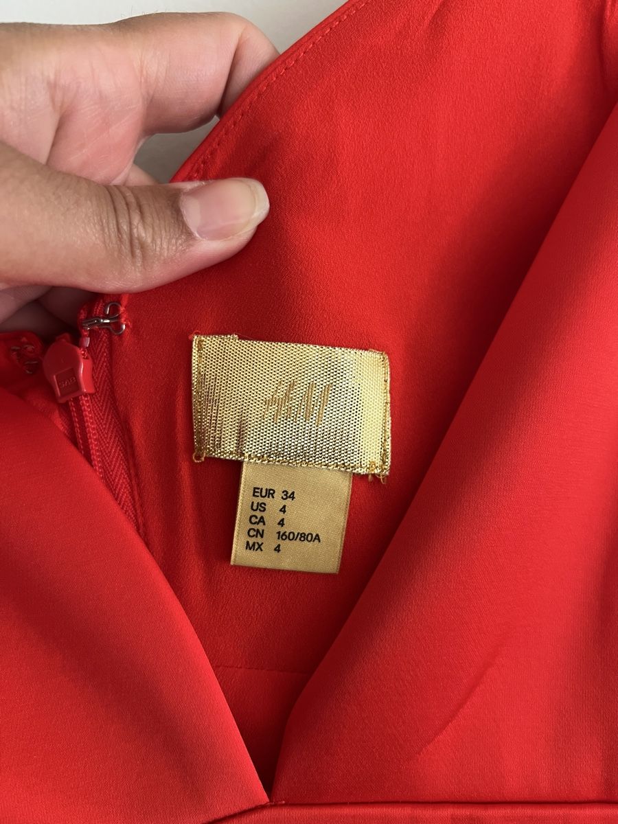 H&M Kleider: H&M Kleid in rot - Gr.34 – Gebraucht aus Rothrist von FL_17 2