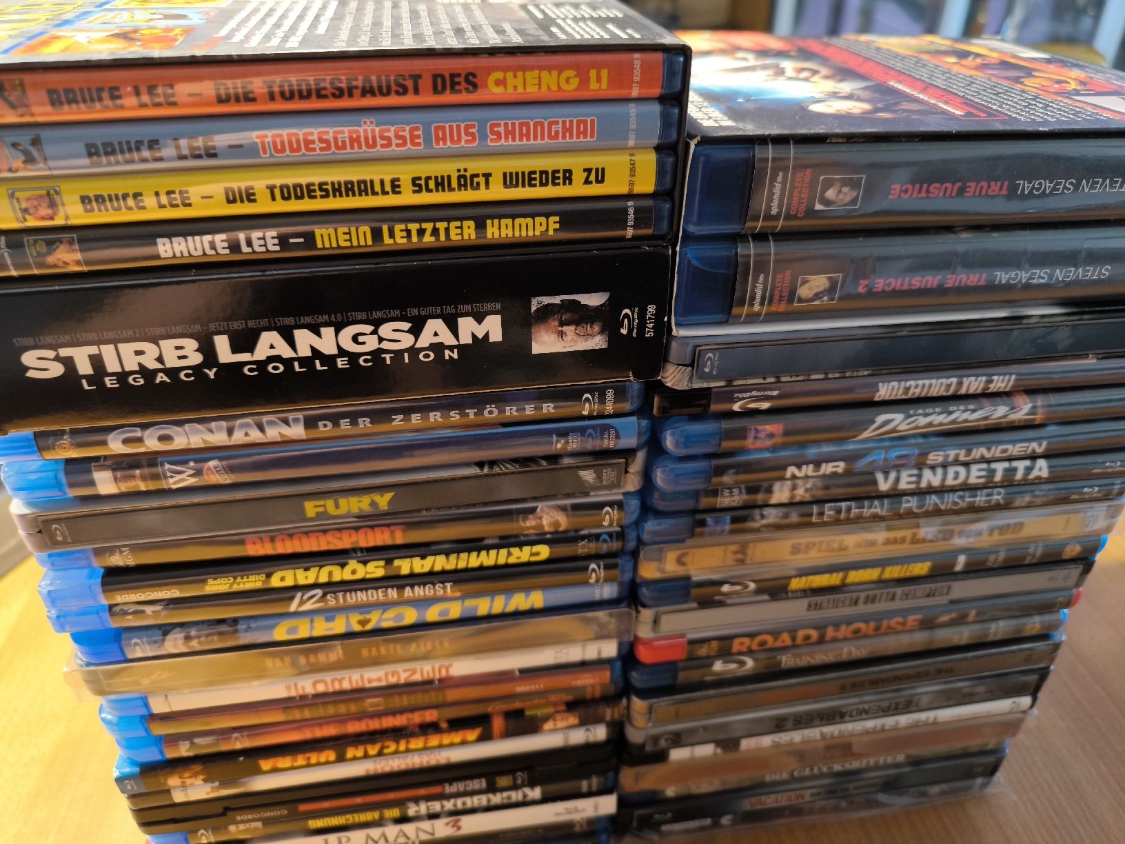 Tous les DVDs: Action Mega Blu-Ray Bundle – D'occasion à Dürnten par Nexomynon 4