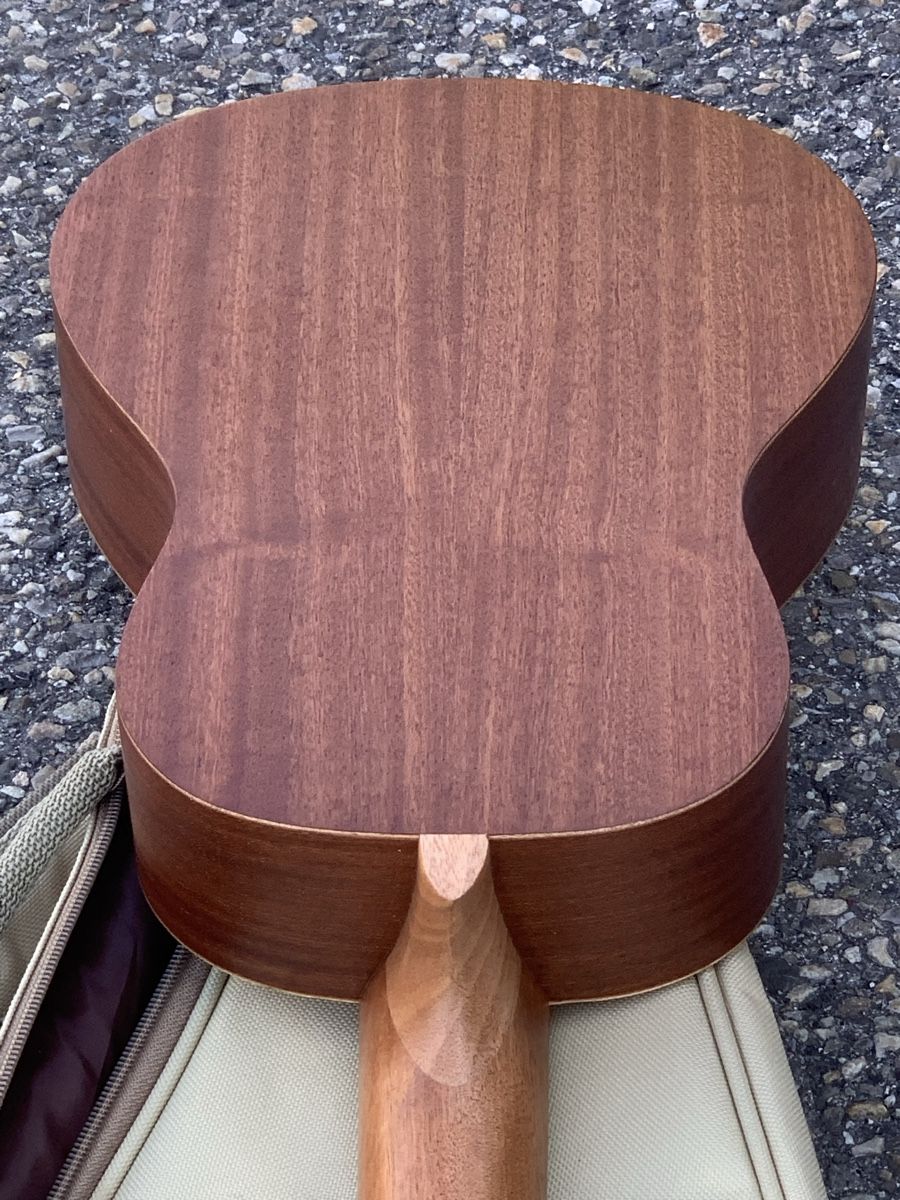 Strumenti musicali: UKULELE „Flight“ mit Tasche  – Usato da Wangen b. Olten venduto da Finolino28 8