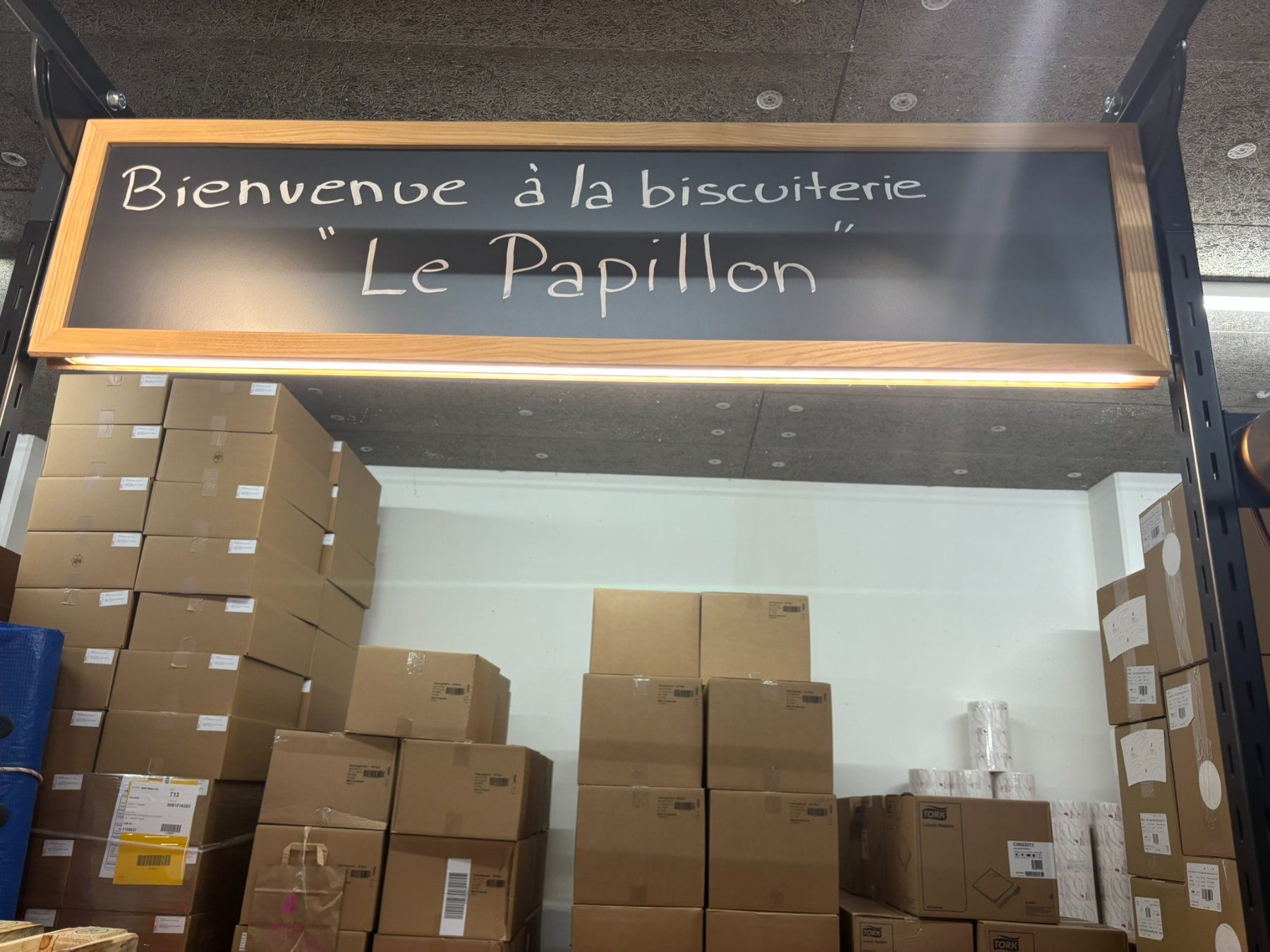 Ladenausstattungen & Messebau: Chariots de vente de boulangerie – Gebraucht aus Bevaix von ale_x9fl 1