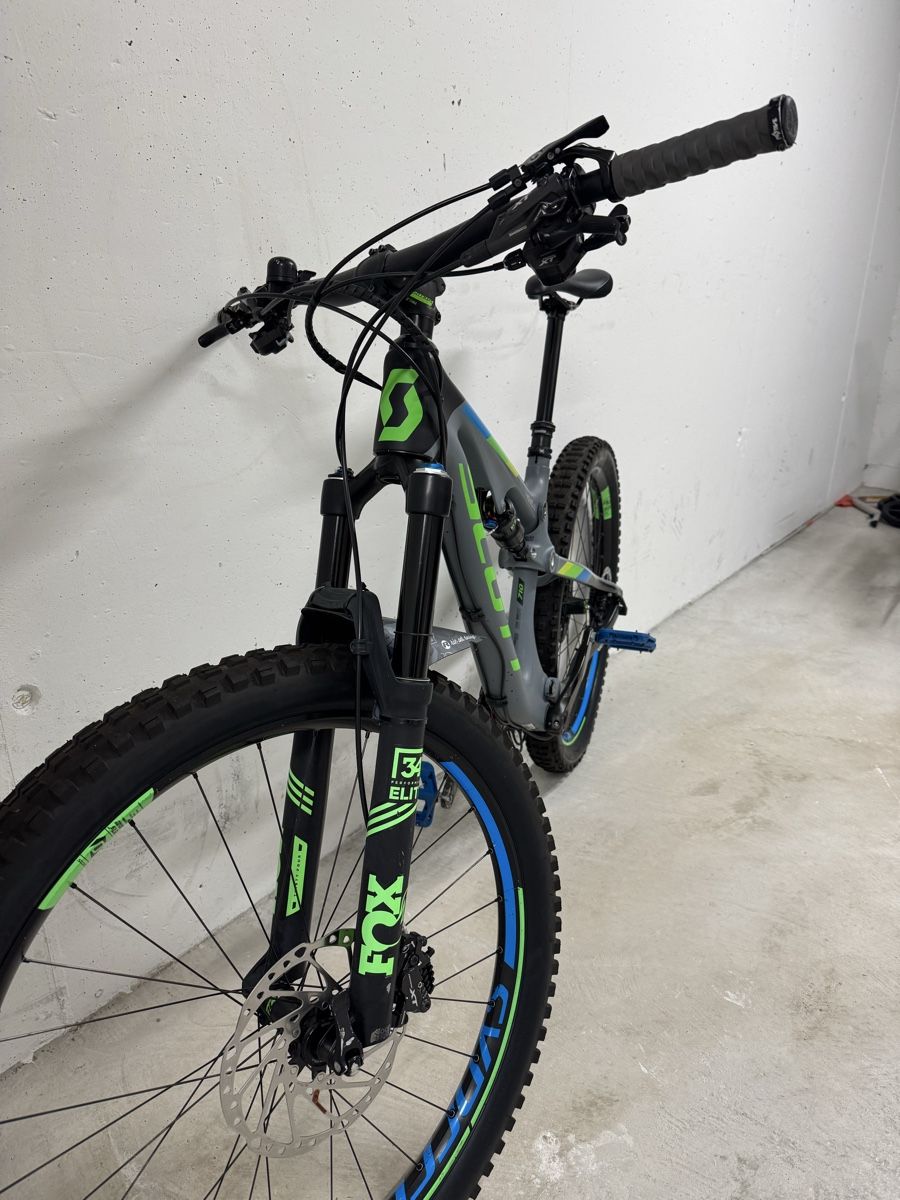 Scott Biciclette: Scott Genius 710 Plus Karbon Rahmengrösse M – Usato da Pfäffikon ZH venduto da Korinschen 1
